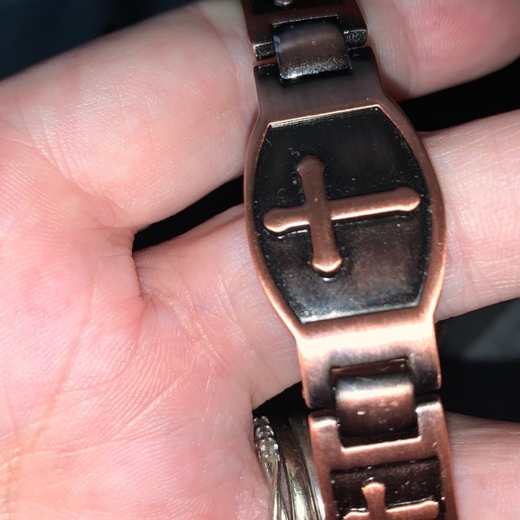 BRACELET & WATCH 🥰 - Picture 4 of 11